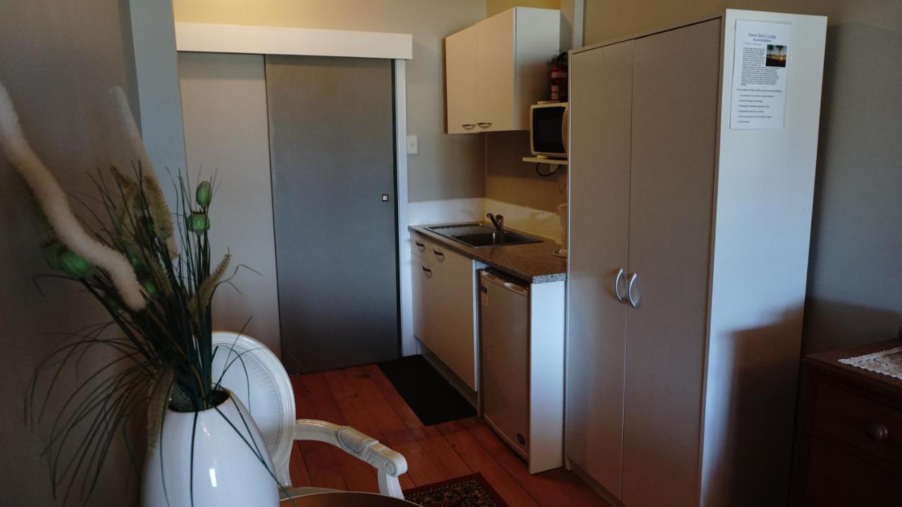 Nana Glads Beachfront Accommodation Whitianga Luaran gambar