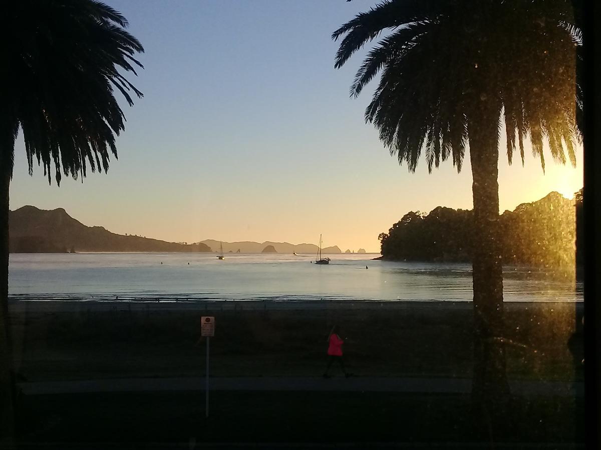 Nana Glads Beachfront Accommodation Whitianga Luaran gambar